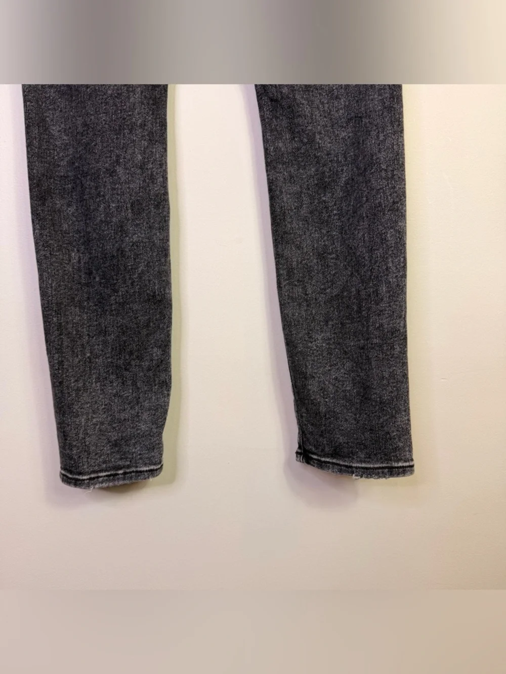 MOTHER The Stunner High Rise Skinny Jeans 29 Charcoal “Train Stops” Denim - Picture 8 of 13